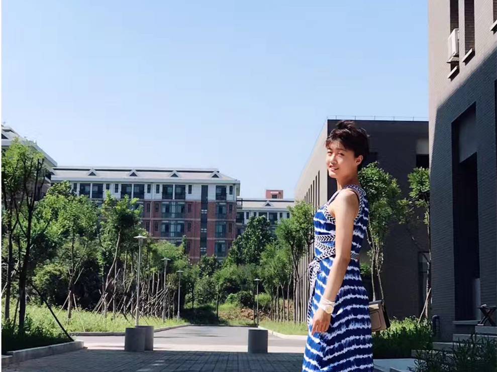 李心冰 李心冰