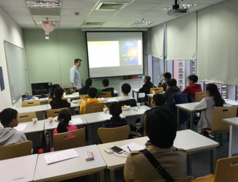 精品英语学习体验日来袭!试听课/语言测评/Movie Night... 精品英语学习体验日来袭!试听课/语言测评/Movie Night...